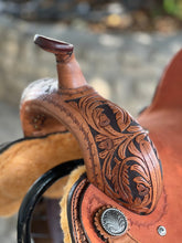 Load image into Gallery viewer, 15" Cowboy Feather Barrel Saddle with a 4.5" cantle height, designed for maximum comfort and control during rides.