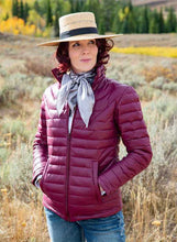Load image into Gallery viewer, Close-up of Women's Stormy Down Coat Zipper highlighting the durable YKK front zipper for a secure fit and added protection against the elements.
