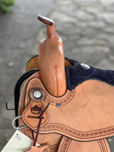 Load image into Gallery viewer, 15.5&quot; Diamond Back Alamo Air Barrel saddle with full padded chocolate suede seat and 6.5&quot; gullet for a comfortable ride.