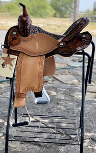 Cheetah Alamo Air Barrel Saddle with lightweight design, 6.5" gullet, and durable wood fiber glass-covered tree.