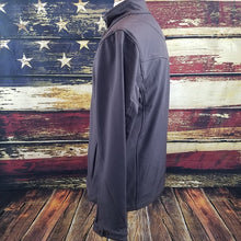 Load image into Gallery viewer, The Colter Soft Shell Jacket has a Western Yoke design and high-quality zipper for easy use and comfort.