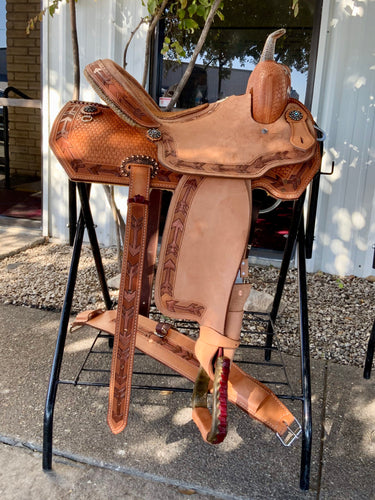 arrow saddle
