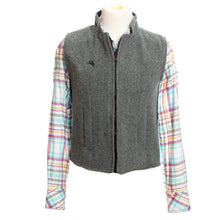 Load image into Gallery viewer, Stylish Women’s Sierra Wool Vest featuring durable 24 oz Australian Wool, reinforced stitching, and hidden front pockets.