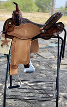 Load image into Gallery viewer, Cheetah Alamo Air Barrel Saddle